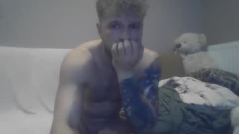 Snapshot of jerryalise chatting on December 11, 2024, 2:30 am jerryalise online show from December 11, 2024, 2:30 am