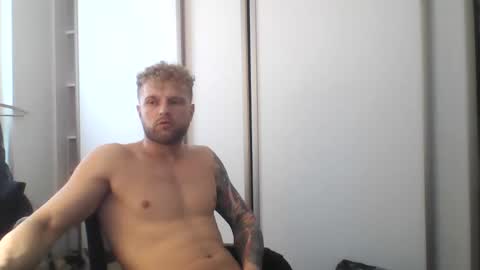 Snapshot of jerryalise chatting on February 22, 2025, 7:12 am jerryalise online show from February 22, 2025, 7:12 am