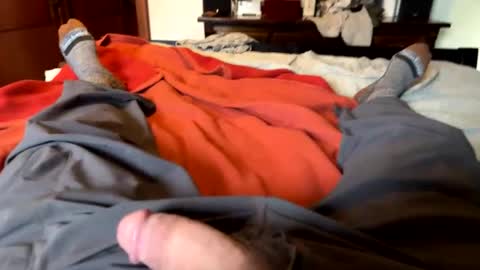 Jeremys room chill and puff one enjoy online show from October 31, 2025, 8:43 pm