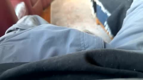 Jeremys room chill and puff one enjoy online show from November 21, 2025, 9:35 pm