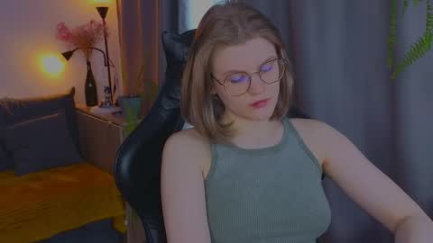  JessieVibes online show from April 12, 2026, 12:32 pm