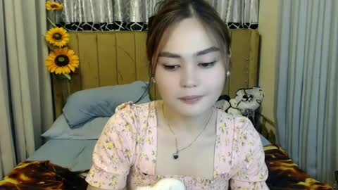 jess_goddes online show from June 19, 2026, 1:04 pm