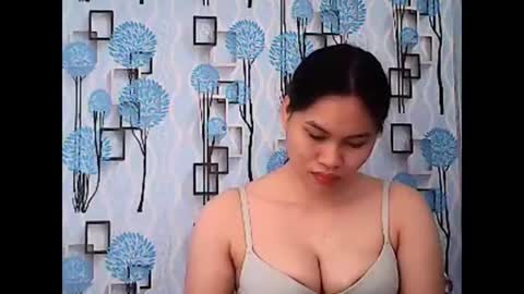 jessa_21 online show from February 5, 2026, 1:43 am