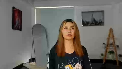 bella  adams online show from September 13, 2025, 1:55 pm