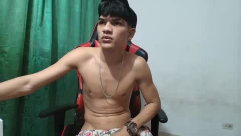 Snapshot of jesshot_bigcock chatting on September 28, 2025, 12:27 am jesshot_bigcock online show from September 28, 2025, 12:27 am