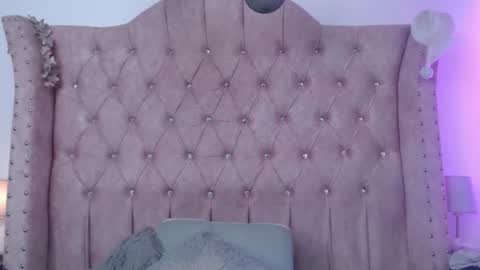 Jessica  online show from April 9, 2026, 6:46 pm