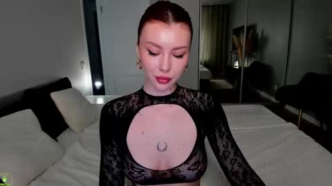 Jessica online show from February 24, 2025, 7:22 am