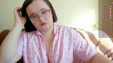 Natalia online show from March 8, 2026, 7:12 am