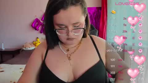 Snapshot of jessica_joy_ chatting on June 4, 2026, 6:52 am Natalia online show from June 4, 2026, 6:52 am