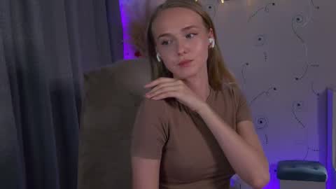 Jessica online show from November 28, 2025, 10:23 pm