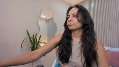 jessica_taylor_22 online show from September 18, 2025, 8:33 pm