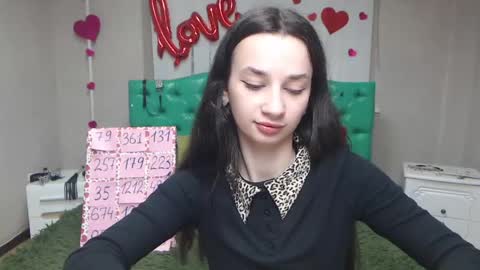 JessicaBreez online show from May 15, 2026, 5:14 am