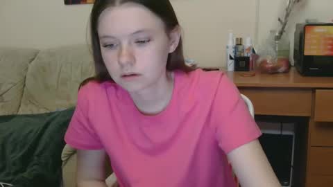 Snapshot of jessicaholland1 chatting on May 17, 2026, 6:26 pm jessicaholland1 online show from May 17, 2026, 6:26 pm