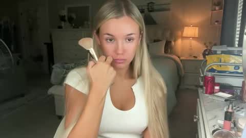 Snapshot of jessicaparkerrr chatting on November 3, 2025, 7:48 pm Jessica Parker online show from November 3, 2025, 7:48 pm