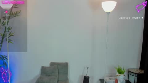  Jessica Pratt  IG jessicaxpratt online show from February 19, 2025, 12:03 am