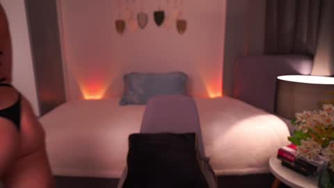 Jessica online show from December 25, 2024, 7:24 am