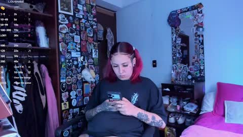 Snapshot of jessie_williams_01 chatting on January 22, 2025, 8:49 pm Your Sweet Angel online show from January 22, 2025, 8:49 pm