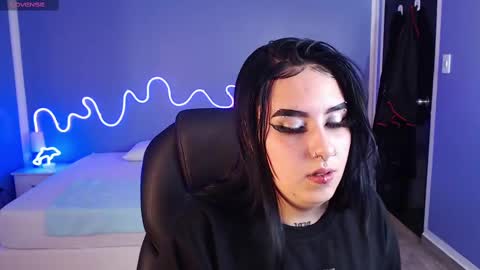 Snapshot of jessie_williams_01 chatting on February 21, 2025, 8:38 pm Your Sweet Angel online show from February 21, 2025, 8:38 pm