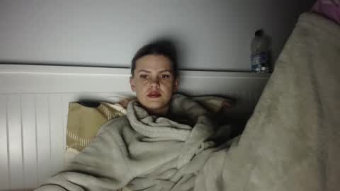 jessieryan online show from January 19, 2026, 3:43 am