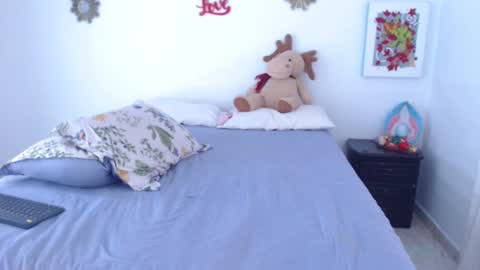 JESSI GOMEZ online show from January 25, 2025, 4:46 pm