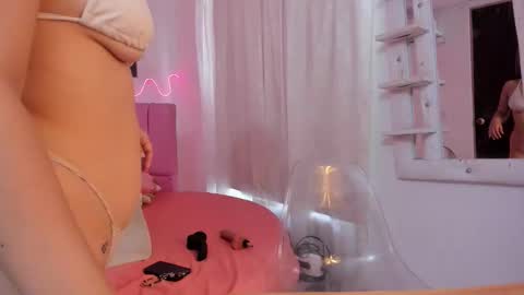 jessica online show from February 14, 2026, 9:33 pm