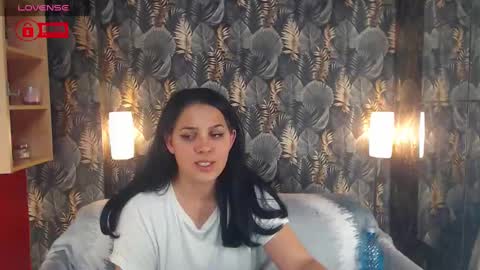 Snapshot of jessthewicked chatting on February 3, 2025, 6:39 pm JessTheWicked online show from February 3, 2025, 6:39 pm