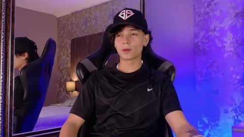 Jessy online show from June 30, 2026, 7:37 pm