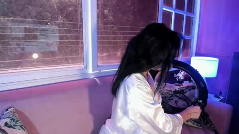 Jessica online show from November 26, 2025, 4:19 pm