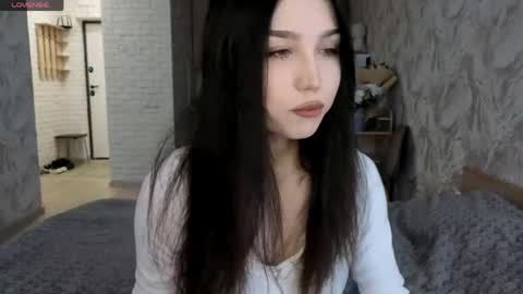 I am Gina ntmu Lets hit 10 Thumbs Up together online show from May 20, 2026, 10:32 am