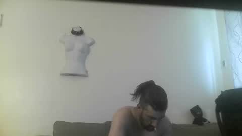jeukhieqzkke online show from May 4, 2026, 4:14 pm