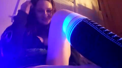 Snapshot of jewishkitty chatting on October 29, 2025, 5:42 am jewishkitty online show from October 29, 2025, 5:42 am