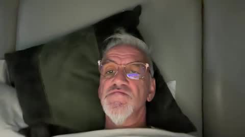 jewlronny online show from April 2, 2026, 5:32 pm