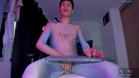 Snapshot of jeyden_camilo chatting on May 9, 2026, 10:37 pm Jeyden Camilo online show from May 9, 2026, 10:37 pm