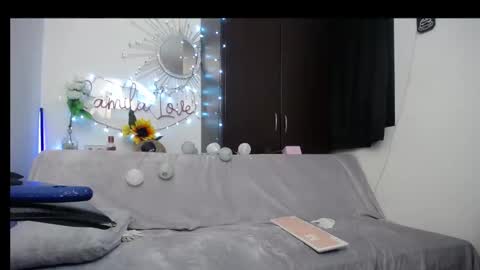 Snapshot of jezabel_purple chatting on February 14, 2025, 6:29 pm Camila online show from February 14, 2025, 6:29 pm