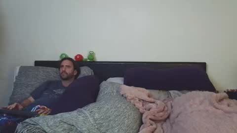 Snapshot of jgquaife chatting on November 13, 2025, 3:55 pm FoxHunter1 online show from November 13, 2025, 3:55 pm