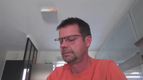 jhmec44000 online show from April 28, 2026, 12:10 pm