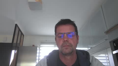 jhmec44000 online show from May 11, 2026, 4:26 pm