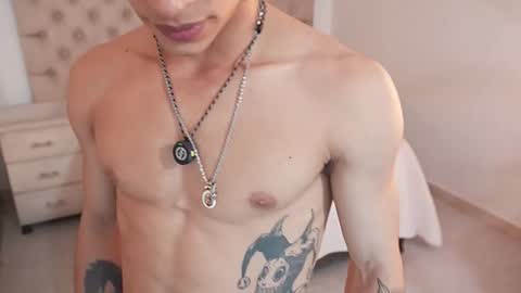 jhoanleandro online show from February 8, 2026, 5:11 am