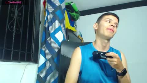 Snapshot of jhoanvelezmodel chatting on October 4, 2025, 5:27 am JhoanVelezModel online show from October 4, 2025, 5:27 am