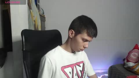 Snapshot of jhoanvelezmodel chatting on October 13, 2025, 2:44 am JhoanVelezModel online show from October 13, 2025, 2:44 am