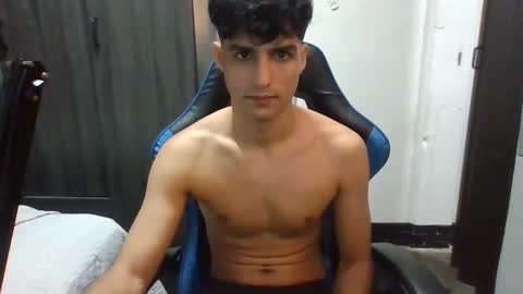 jhon online show from December 7, 2024, 1:51 pm