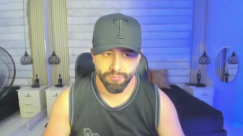 Snapshot of jhon_bear02 chatting on May 2, 2026, 11:15 am John Bear.... online show from May 2, 2026, 11:15 am