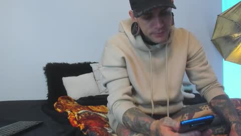 Snapshot of jhonny_ackerman chatting on October 18, 2025, 9:15 pm jhonny_ackerman online show from October 18, 2025, 9:15 pm