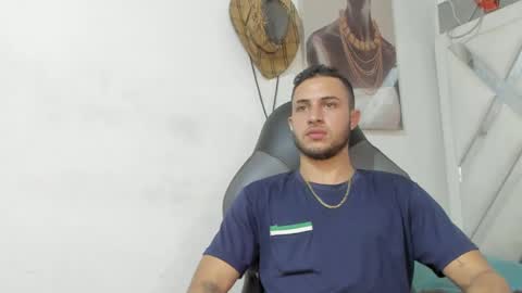 Snapshot of jhonny_flames7 chatting on January 4, 2025, 3:29 am jhonny online show from January 4, 2025, 3:29 am