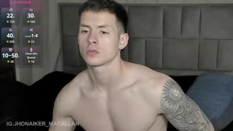 Snapshot of jhonny_macallan chatting on September 24, 2025, 1:42 am Jhonaiker online show from September 24, 2025, 1:42 am