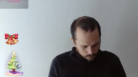 jhontorres018 online show from December 17, 2025, 4:18 am