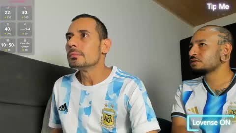 Snapshot of jhonyalzate chatting on May 17, 2026, 3:04 am Jhony Alzate online show from May 17, 2026, 3:04 am