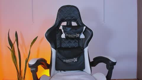 Jhors online show from November 2, 2025, 5:48 pm