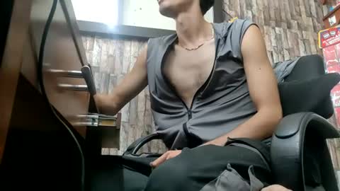 Snapshot of jhosuamoore chatting on July 18, 2026, 3:05 pm Jhosuamoore online show from July 18, 2026, 3:05 pm