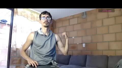 jhosuamoore2 online show from April 15, 2026, 3:19 pm